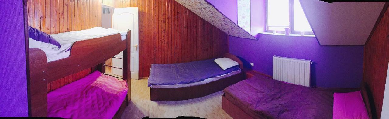 Hostel Vokzal Мукачеве Екстериор снимка