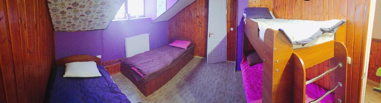 Hostel Vokzal Мукачеве Екстериор снимка