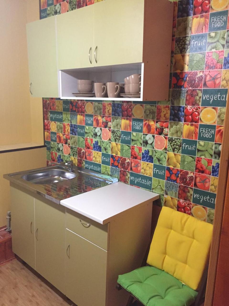 Hostel Vokzal Мукачеве Екстериор снимка