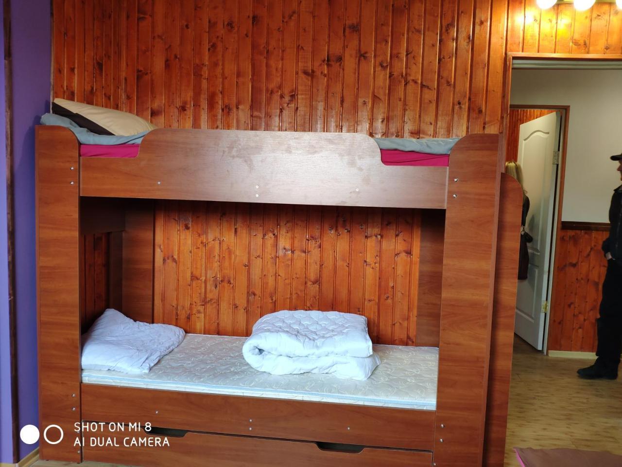 Hostel Vokzal Мукачеве Екстериор снимка