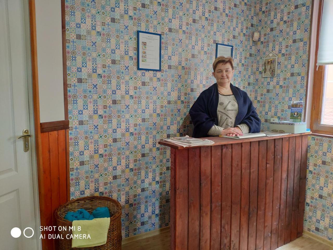 Hostel Vokzal Мукачеве Екстериор снимка
